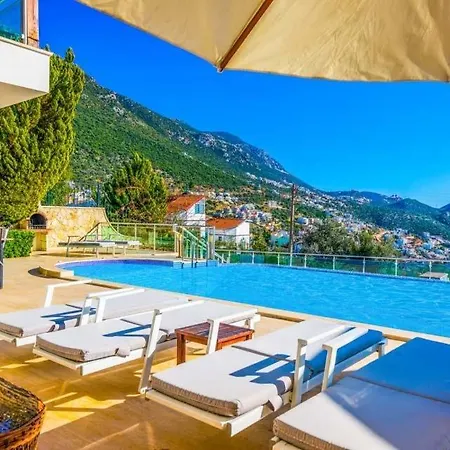 Sleeps 10 Pool Air Con Wifi